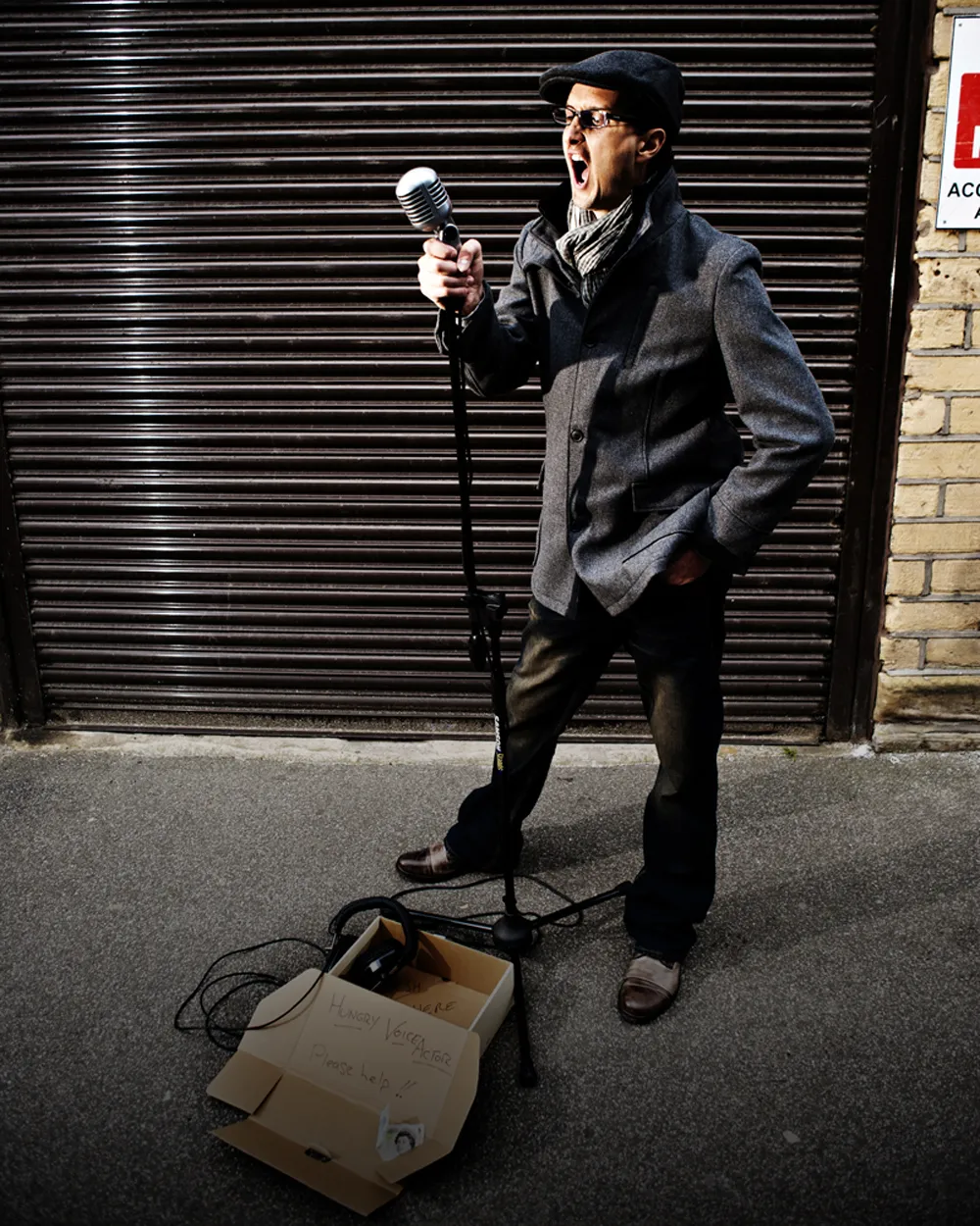 Guy Harris, British male voiceover artist